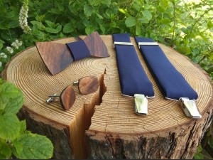  Men's set - wooden bow tie, cufflinks and braces