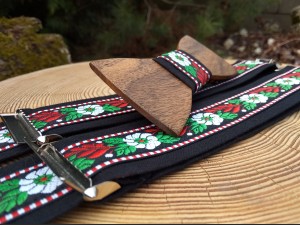 Folklore set - wooden bowtie and braces