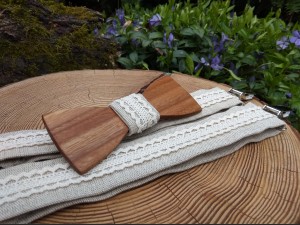 Men's wooden bowtie and braces